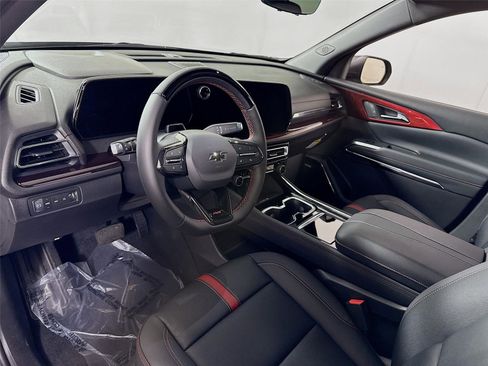 New 2026 Chevrolet Traverse RS image 4