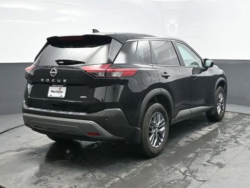 Used 2023 Nissan Rogue S AWD/4WD image 6