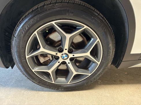 Used 2017 BMW X1 xDrive28i AWD/4WD image 28