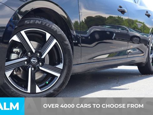 Used 2024 Nissan Sentra SV FWD image 3