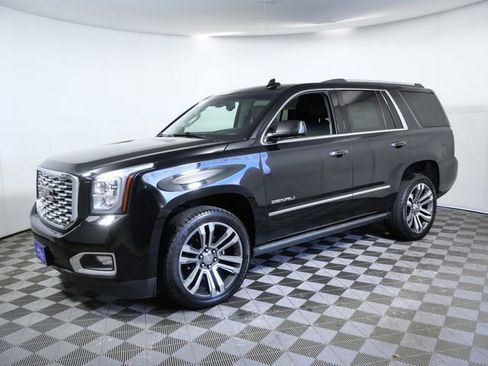 Used 2018 GMC Yukon Denali w/ Denali Ultimate Package AWD/4WD image 5