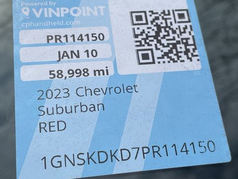 Used 2023 Chevrolet Suburban Z71 image 3