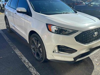 Used 2023 Ford Edge ST