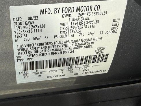 Certified 2022 Ford Explorer XLT image 32