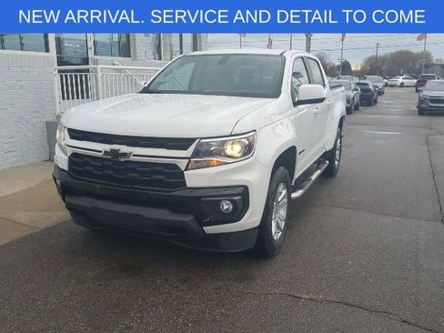 Used 2022 Chevrolet Colorado LT w/ Luxury Package image 13