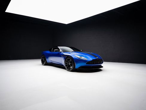 Used 2020 Aston Martin DB11 AMR image 83