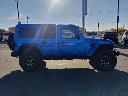 New 2026 Jeep Wrangler Unlimited Rubicon w/ Xtreme 35 Tire Package image 8