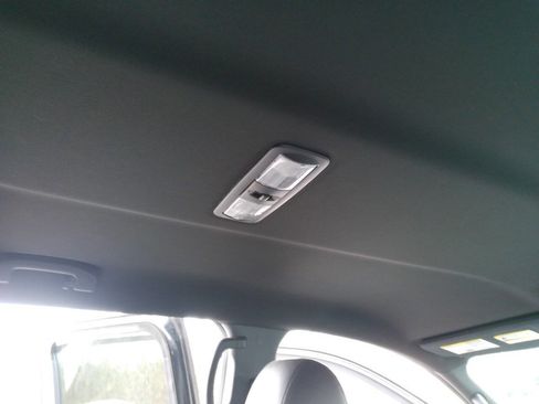 Used 2018 Nissan Titan SL w/ Midnight Edition image 21