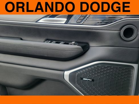 New 2026 Jeep Grand Wagoneer 4WD image 12