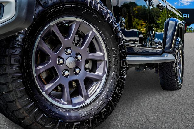 Used 2022 Jeep Gladiator Overland w/ Trailer Tow Package AWD/4WD image 40