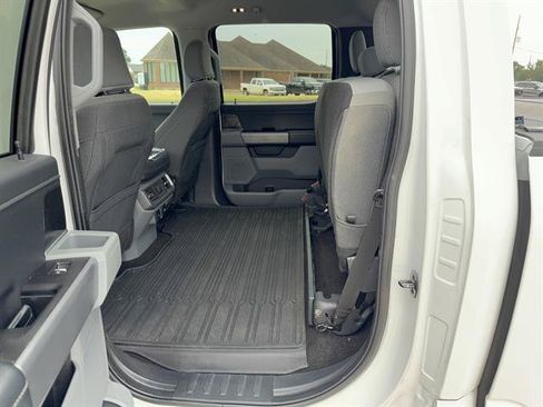 Used 2022 Ford F150 XLT w/ Equipment Group 302A High AWD/4WD image 11
