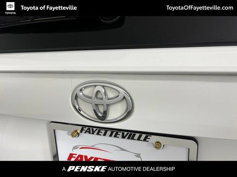 Used 2025 Toyota RAV4 XLE FWD image 12