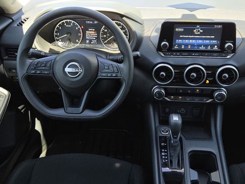 Used 2025 Nissan Sentra S FWD image 26