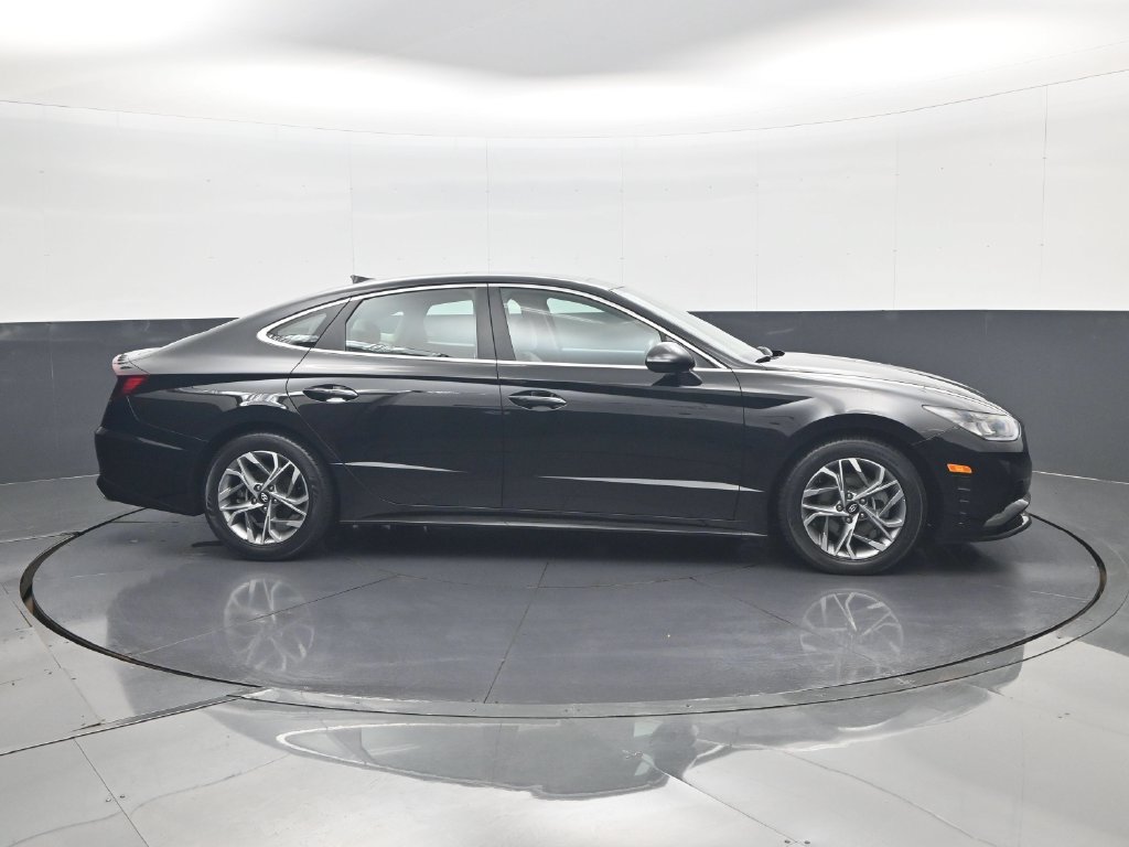 Used 2023 Hyundai Sonata SEL w/ Convenience Package FWD image 5