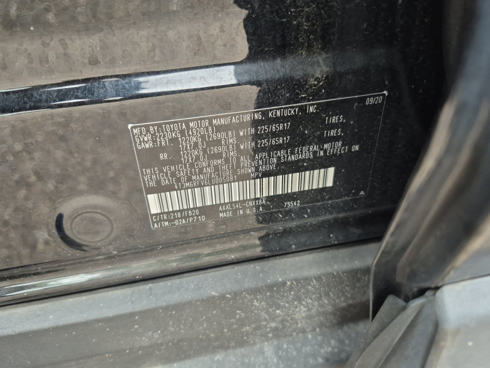 Used 2020 Toyota RAV4 LE w/ All Weather Liner Package AWD/4WD image 26