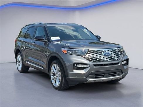 Certified 2023 Ford Explorer Platinum w/ Equipment Group 601A AWD/4WD image 5