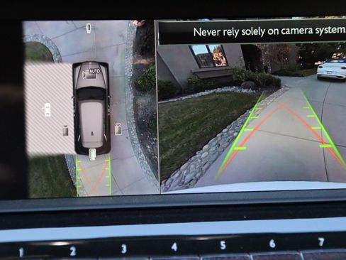 Used 2023 Rolls-Royce Cullinan Black Badge w/ Driver's Package image 13