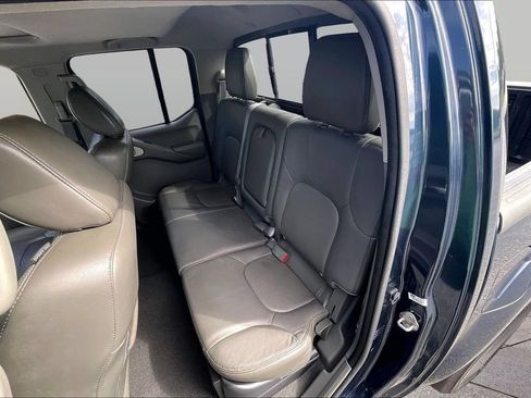Used 2019 Nissan Frontier SL RWD image 27