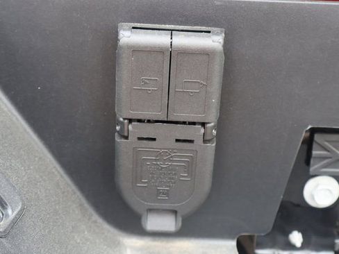 New 2026 GMC Sierra 1500 AT4X AWD/4WD image 18