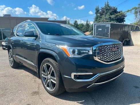 Used 2019 GMC Acadia Denali FWD image 3