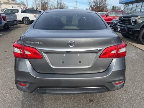 Used 2016 Nissan Sentra S image 5