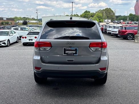 Used 2018 Jeep Grand Cherokee Limited AWD/4WD image 25