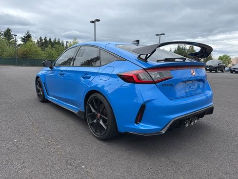 Used 2024 Honda Civic Type R image 5