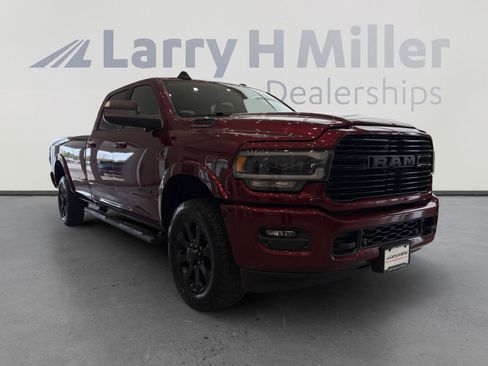 Used 2019 RAM 2500 Laramie w/ Night Edition AWD/4WD image 7