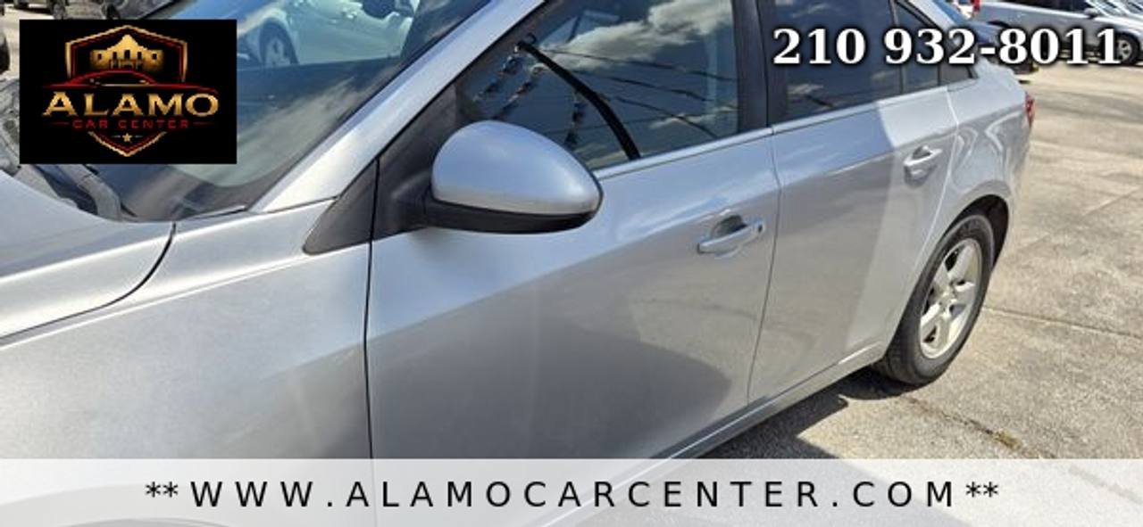Used 2015 Chevrolet Cruze LT FWD image 9
