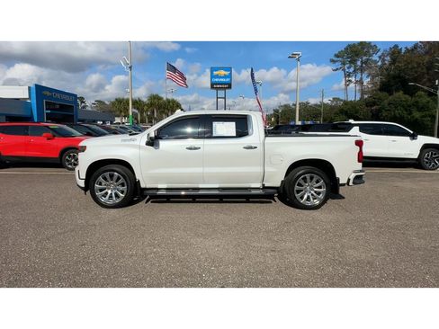Used 2020 Chevrolet Silverado 1500 High Country w/ Technology Package image 5