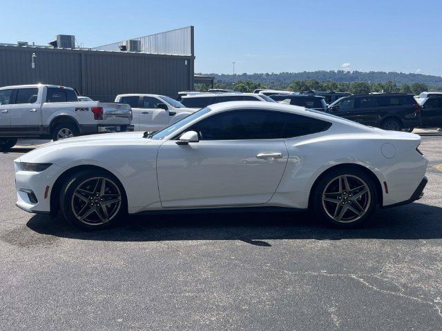 Certified 2025 Ford Mustang Coupe RWD image 7