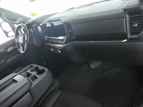 Used 2024 GMC Sierra 2500 SLE w/ SLE Value Package; image 29
