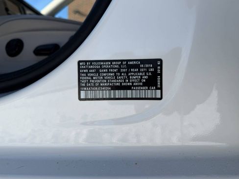 Used 2018 Volkswagen Passat 2.0T S image 11