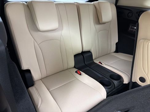 Used 2021 Lexus RX 350L Premium image 27