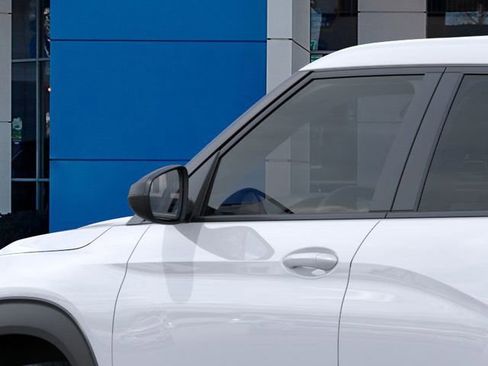 New 2026 Chevrolet TrailBlazer LS image 12