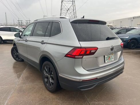 Used 2024 Volkswagen Tiguan SE image 4