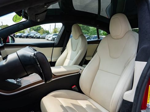 Used 2022 Tesla Model S AWD/4WD image 17