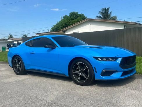 Used 2024 Ford Mustang Coupe RWD image 1