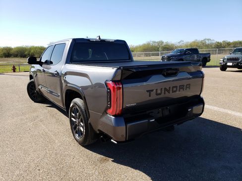 Used 2025 Toyota Tundra Platinum image 5