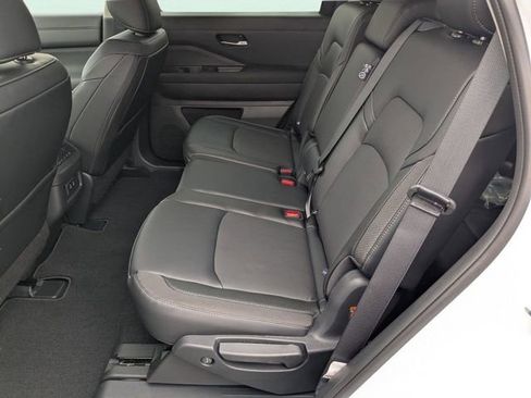 New 2026 Nissan Pathfinder SL AWD/4WD image 21