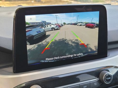 Used 2022 Ford Escape SE image 26