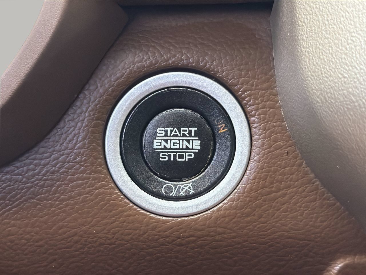 Used 2019 RAM 2500 Laramie RWD image 30