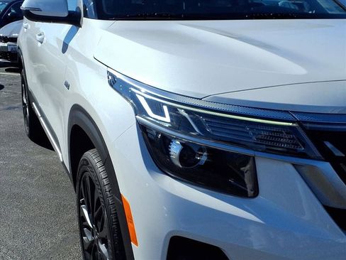 Used 2023 Kia Seltos Nightfall Edition image 24