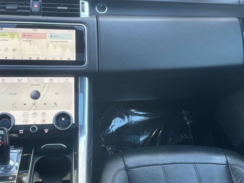 Used 2021 Land Rover Range Rover Sport HSE image 29