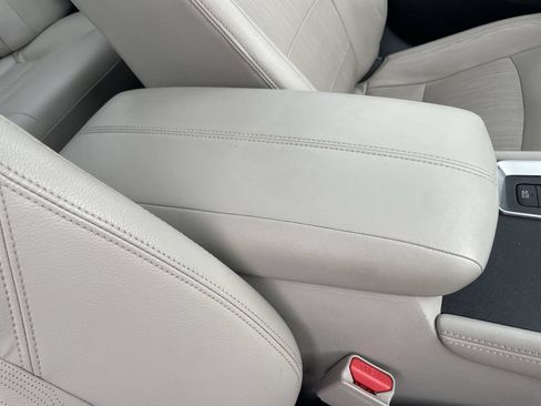Used 2019 Nissan Altima 2.5 Platinum FWD image 31