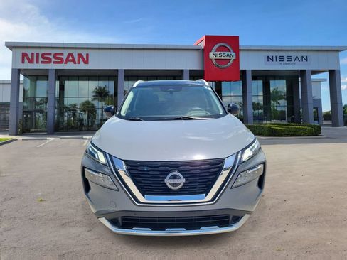 Used 2023 Nissan Rogue Platinum w/ Platinum Premium Package FWD image 6