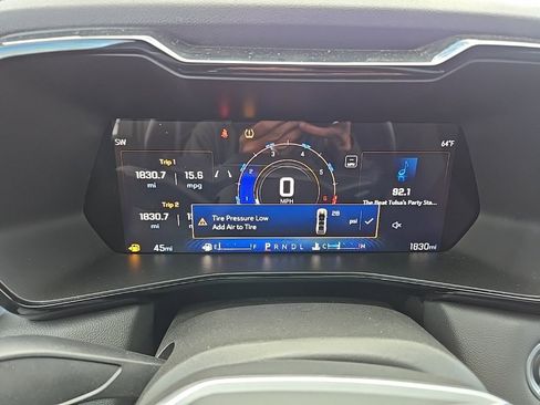 Used 2024 Chevrolet Colorado LT image 45