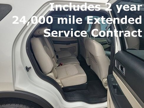 Used 2019 Ford Explorer XLT image 16