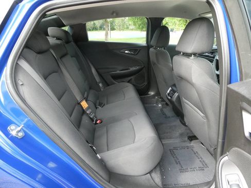 Used 2023 Chevrolet Malibu LT FWD image 27