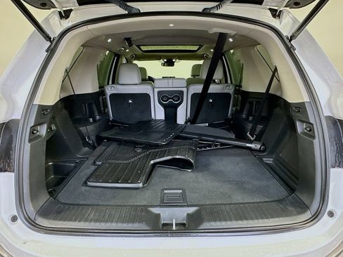 Certified 2024 Honda Pilot Touring image 26